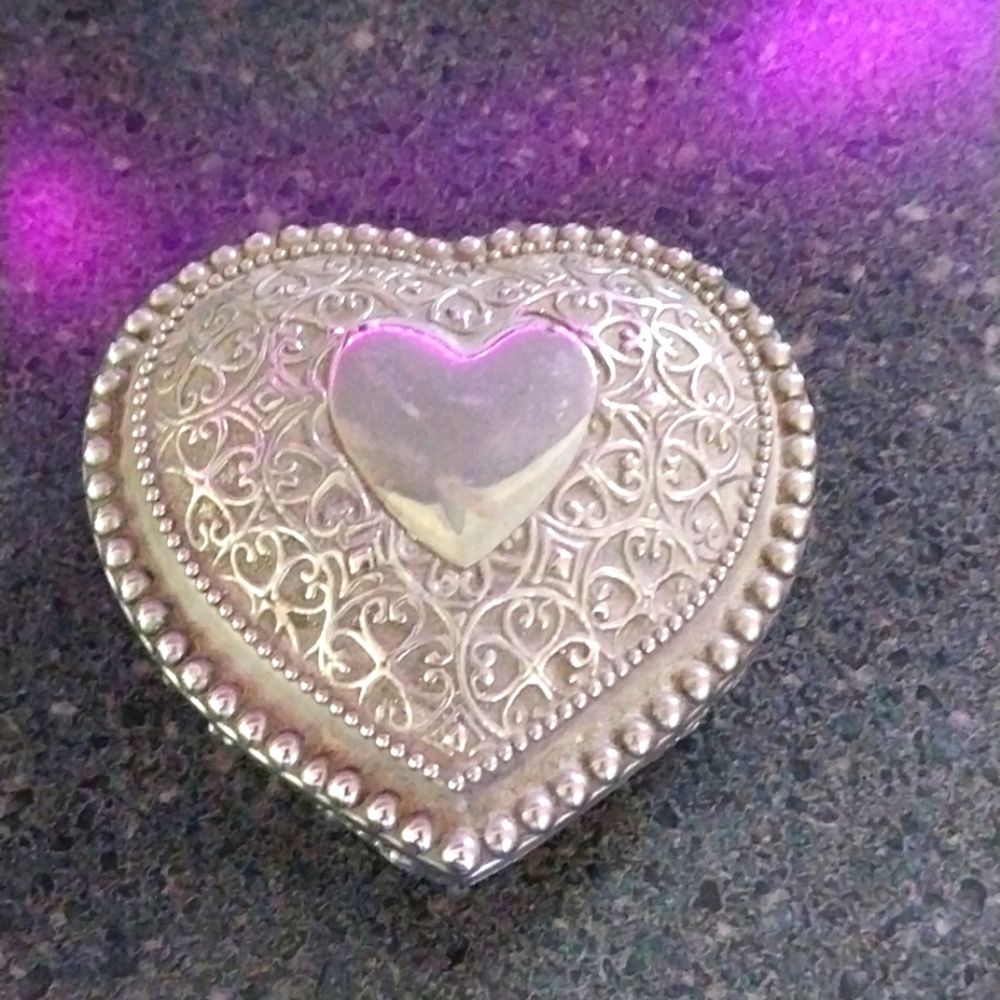 Trinket box